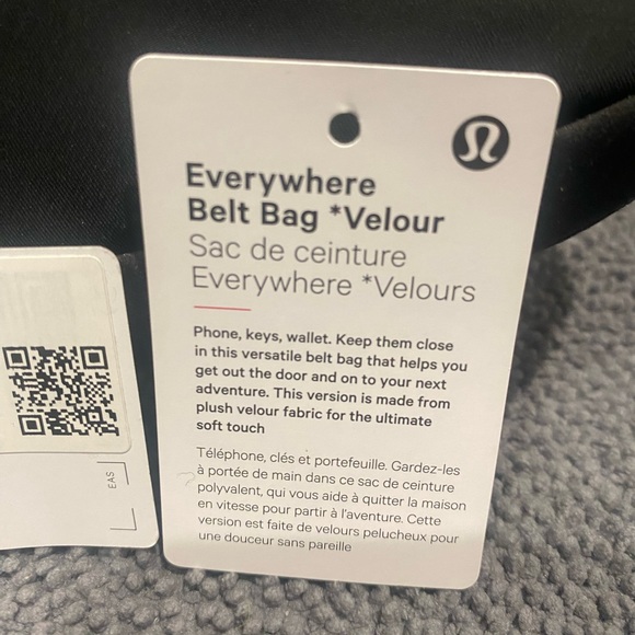 NWT Lululemon Velour 1l Black Everywhere Belt Bag | Color: Black/Gold - Picture 8 of 13
